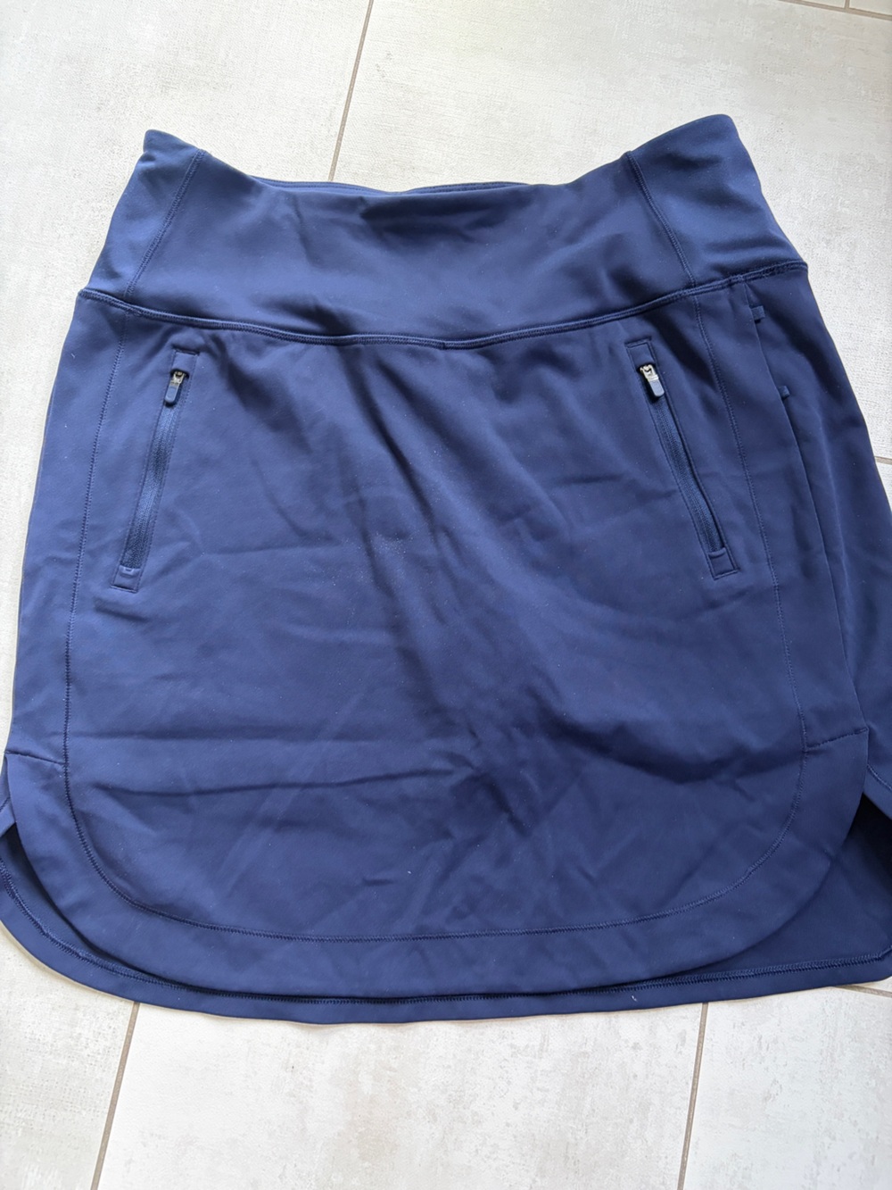 Athleta Navy Fairway Golf Skort 18” Medium M